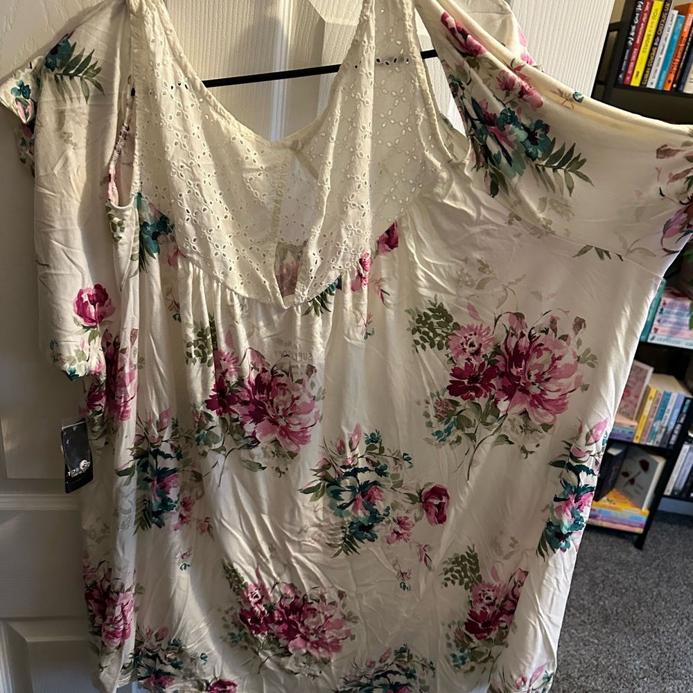 Torrid Cream Floral Blouse